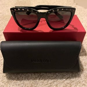Valentino sunglasses